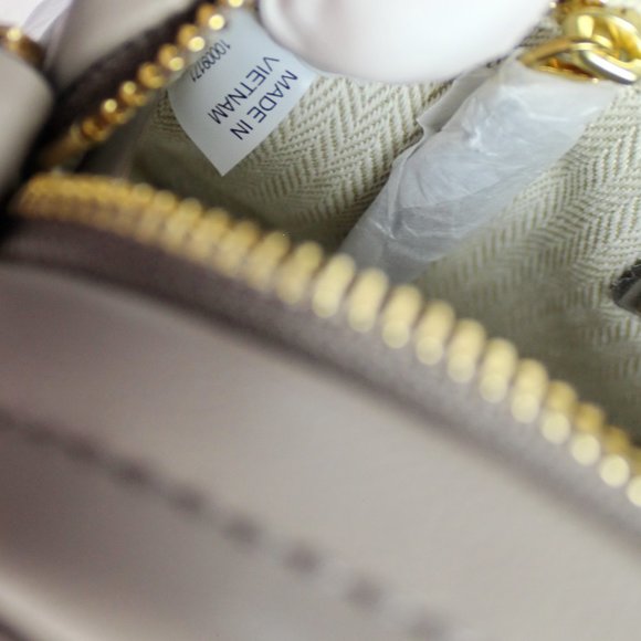 NWT TORY BURCH Kira Small Chevron Crossbody Camera Bag - Picture 11 of 13